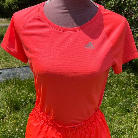Adidas, Climalite, Coral t-shirt - Picture 3 of 4